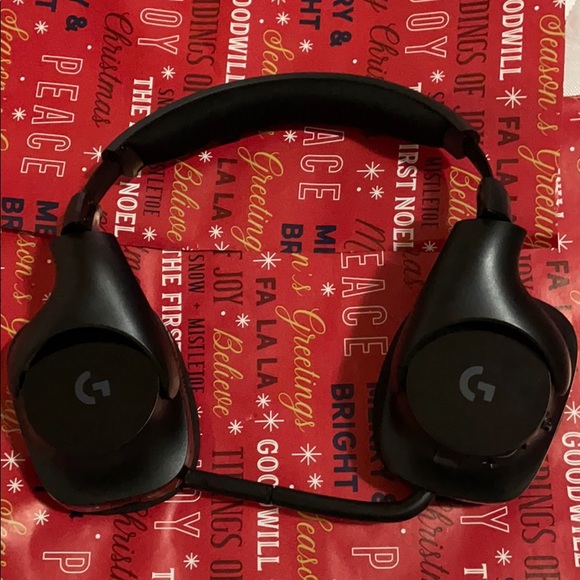 Logitech g533 - Picture 3 of 3